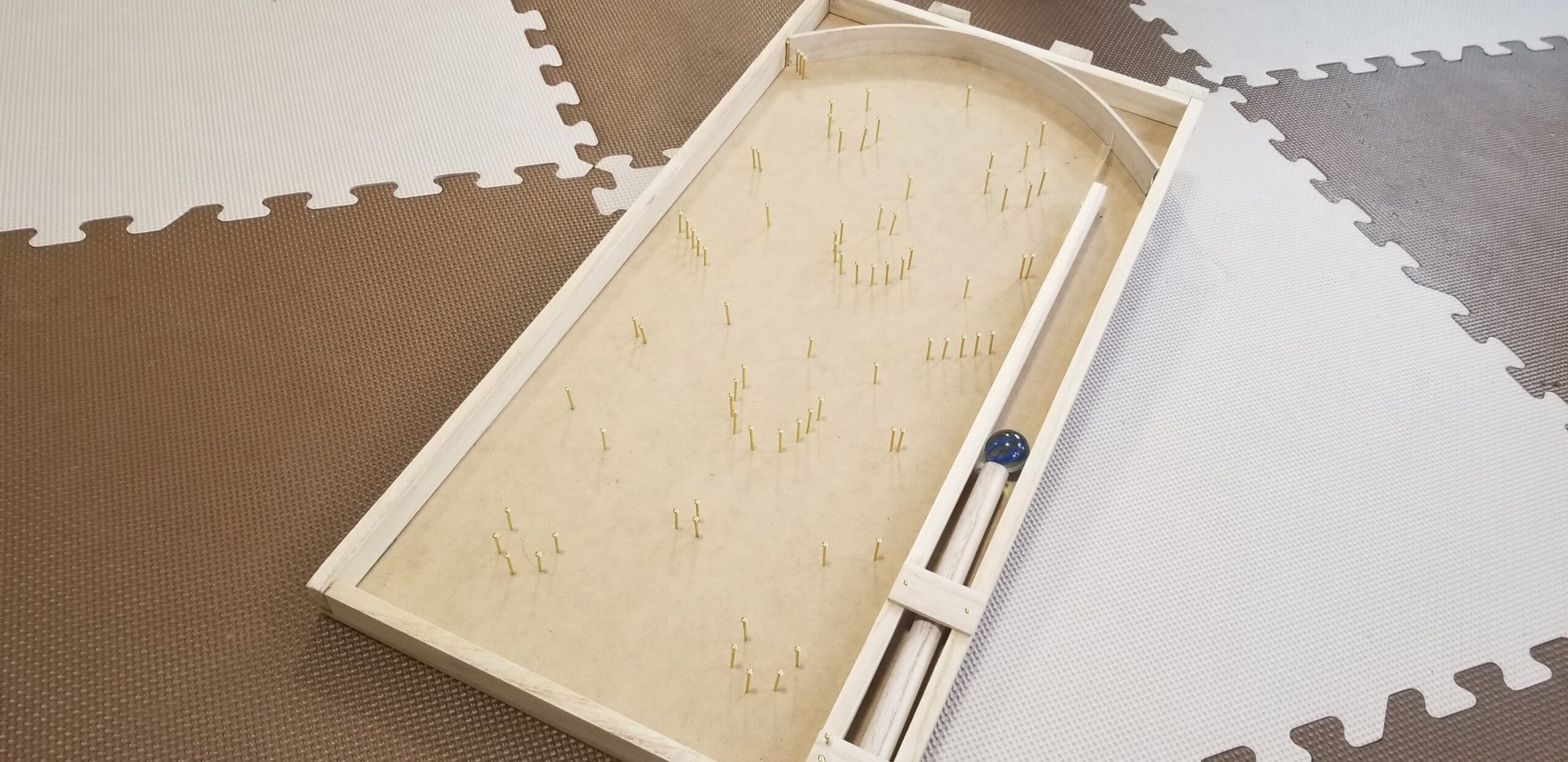 懐かしいパチンコ台を作りました(^^)/