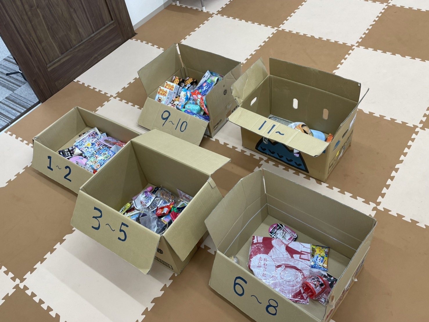 おもちゃ箱銀行でショッピング体験！