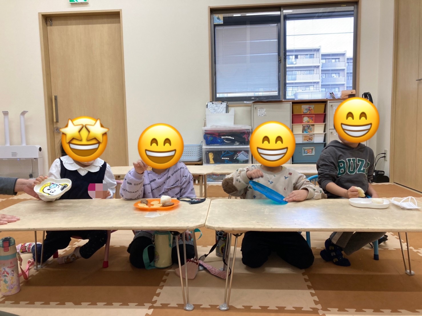 児童発達支援（小学校就学前の子どもたちへの支援）の様子